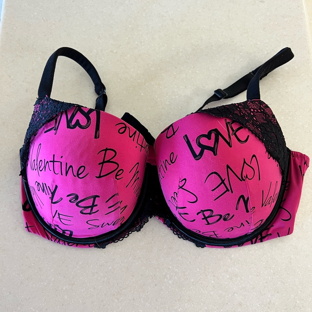 Clinique Valentines Bra